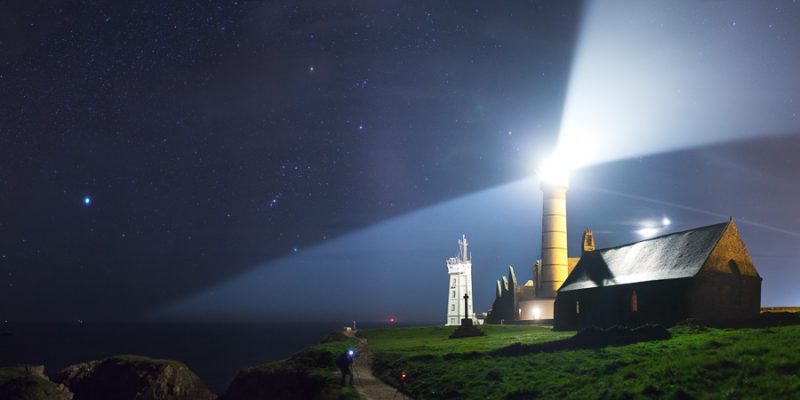 Pointe Saint-Mathieu : Orion et le phare