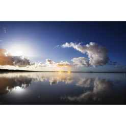 Reflets de nuages sur la plage