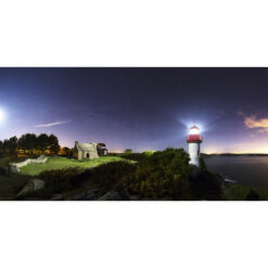 Port Manec'h : Le phare à la lueur de la Lune