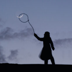 Photo à encadrer Jeux lunaires "Sabine attrape la Lune au lasso"