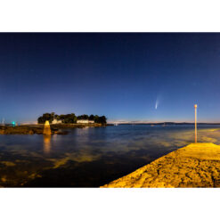 Photo A4 à encadrer "Douarnenez : Comète Neowise et Île Tristan"