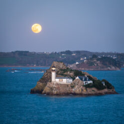 Carantec : l'Île Louët et la Pleine Lune