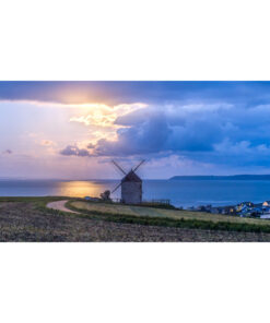 Telgruc-sur-Mer : La Pleine Lune derrière le moulin de Luzéoc