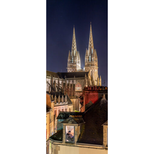 Quimper : la Comète ATLAS, la Cathédrale Saint-Corentin et les toits de Quimper